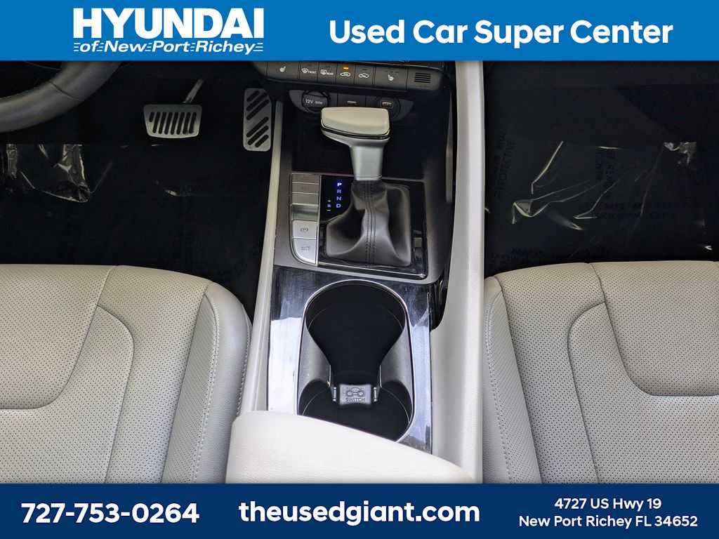 Thumbnail: 2023 Hyundai Elantra - 19