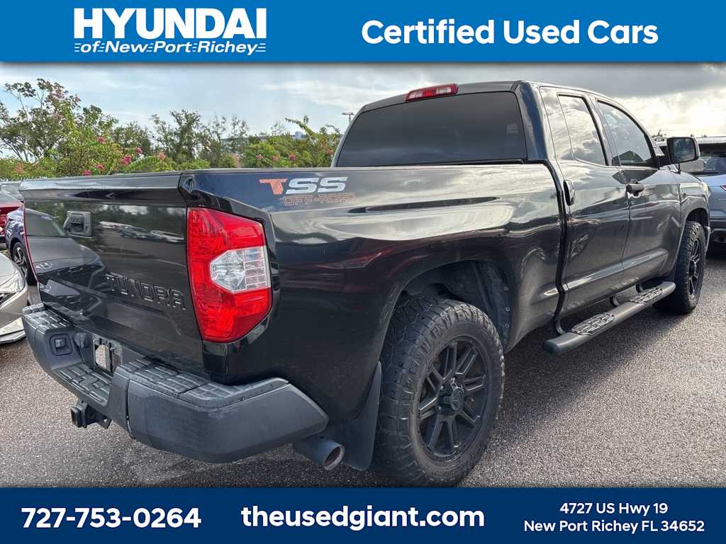 Thumbnail: 2019 Toyota Tundra - 3