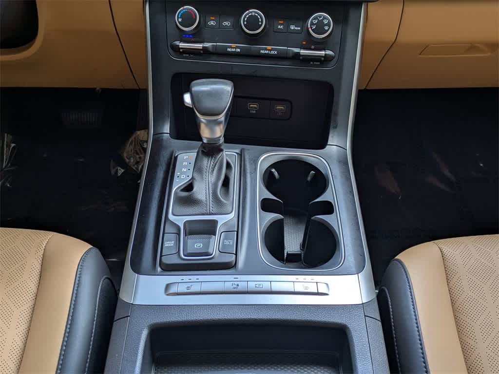 Thumbnail: 2024 Kia Carnival - 25