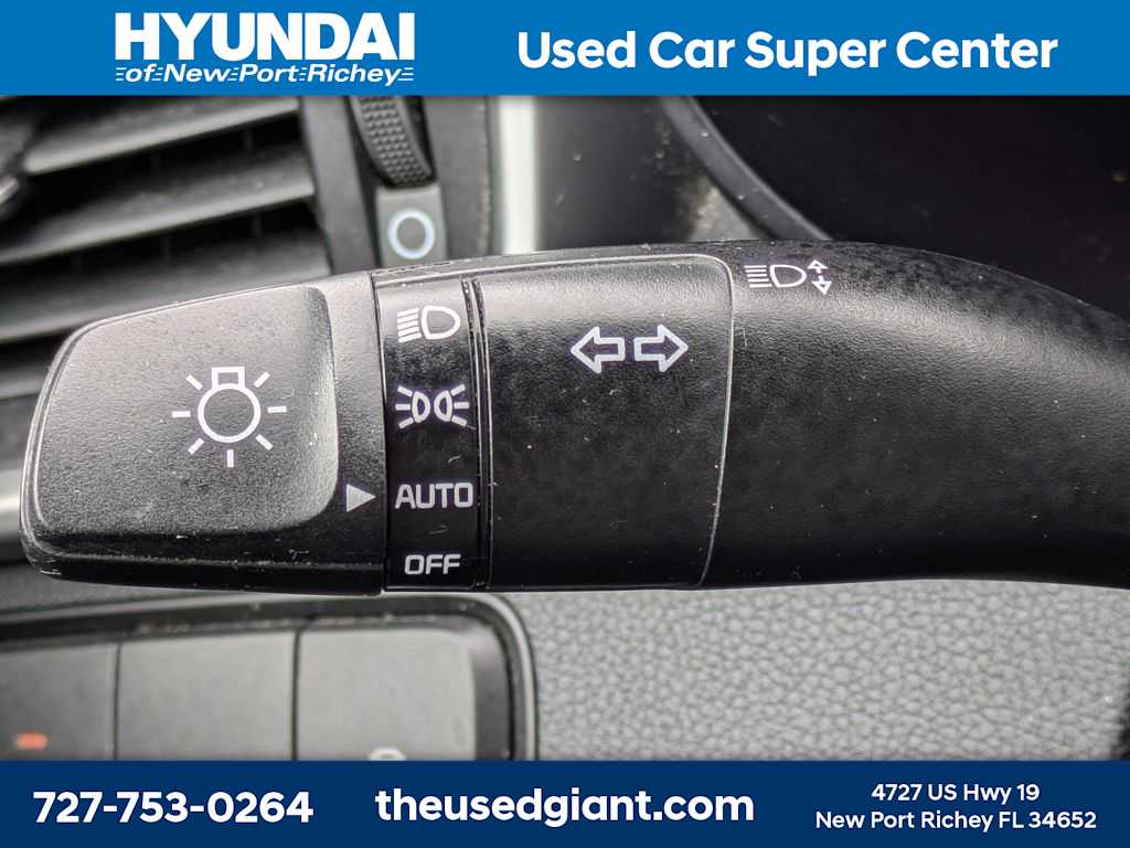 Thumbnail: 2019 Kia Sorento - 32