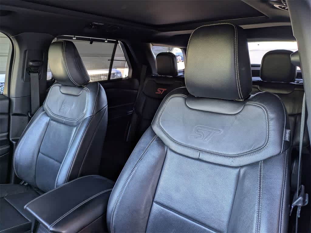 Thumbnail: 2021 Ford Explorer - 7