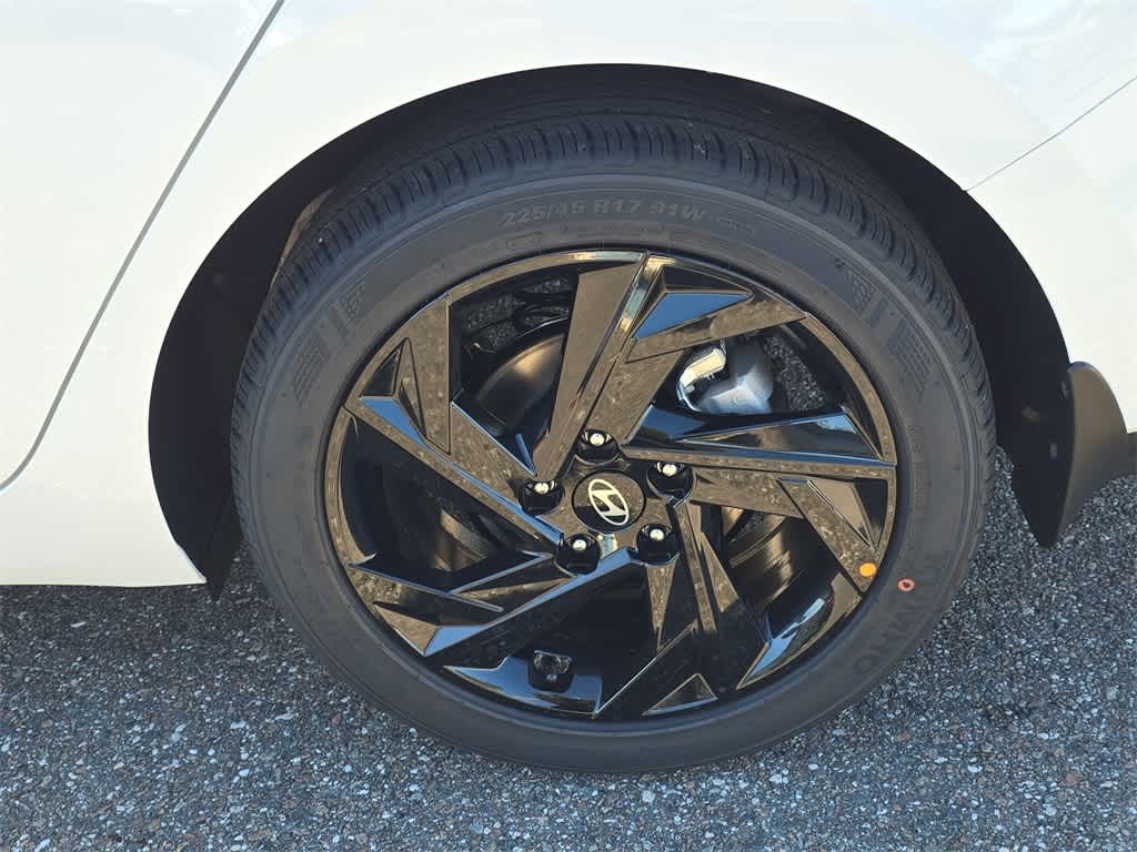 Thumbnail: 2026 Hyundai Elantra - 14