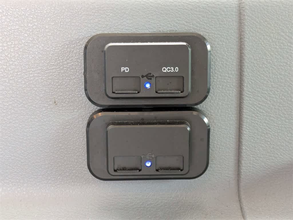 Thumbnail: 2018 Ford Transit Series - 22