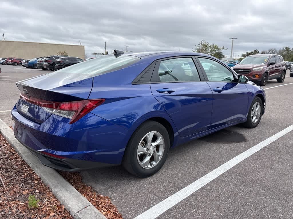 Used 2021 Hyundai Elantra SE Sedan