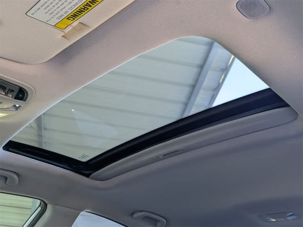 Thumbnail: 2014 Hyundai Sonata - 24