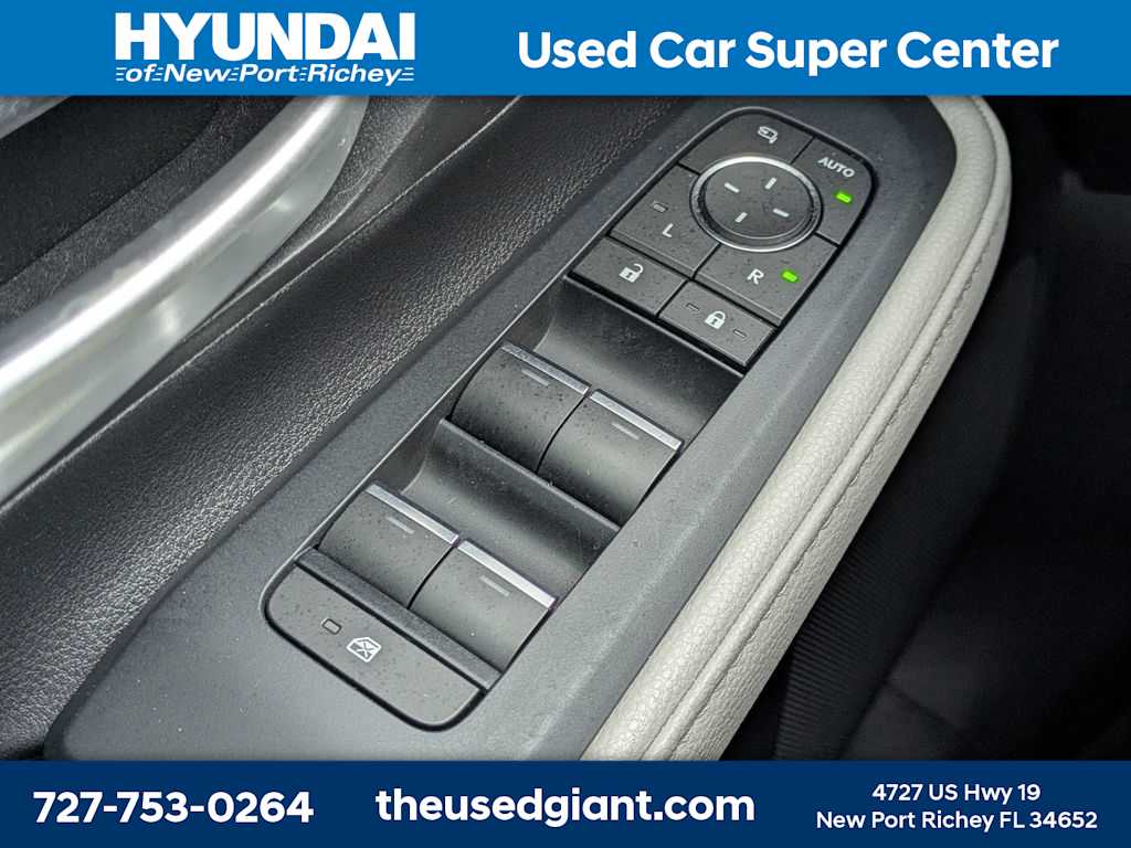 Thumbnail: 2024 Toyota Grand Highlander - 39