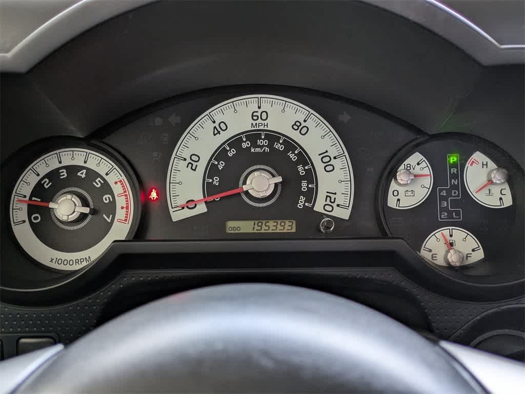 Thumbnail: 2007 Toyota FJ Cruiser - 24