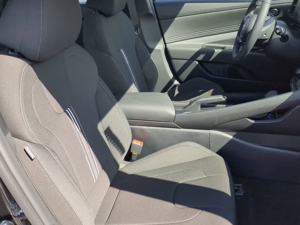Thumbnail: 2026 Hyundai Elantra - 22