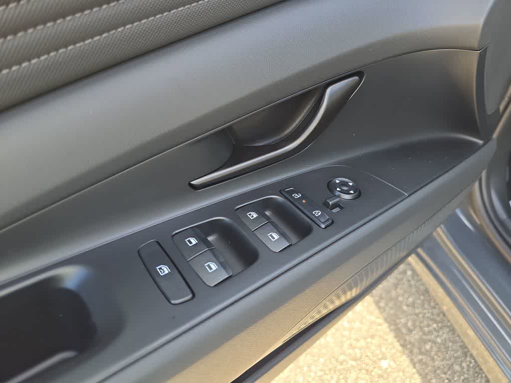 Thumbnail: 2026 Hyundai Elantra - 17