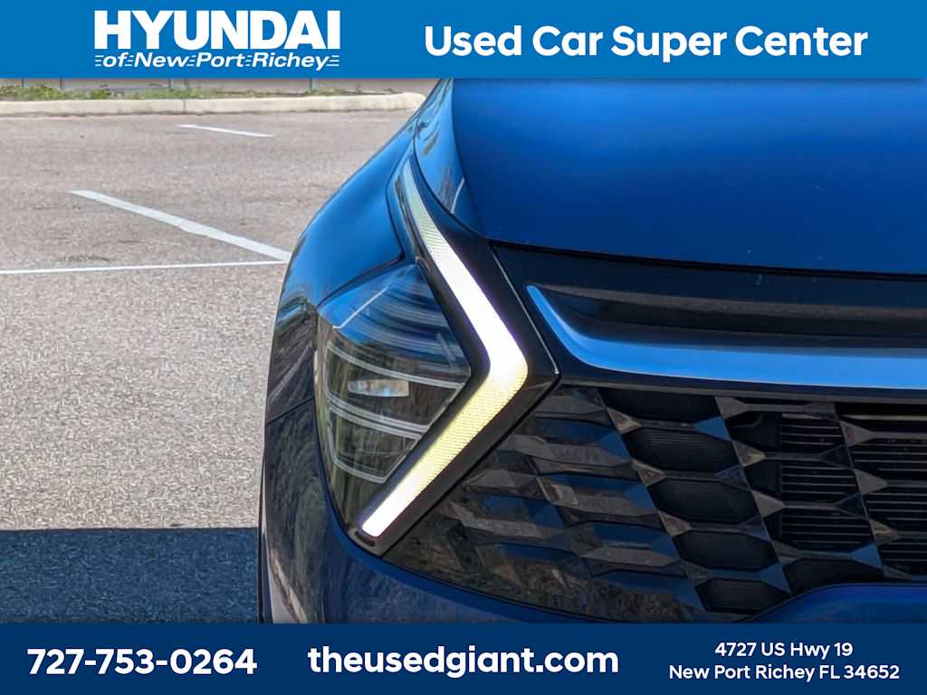 Thumbnail: 2023 Kia Sportage - 9