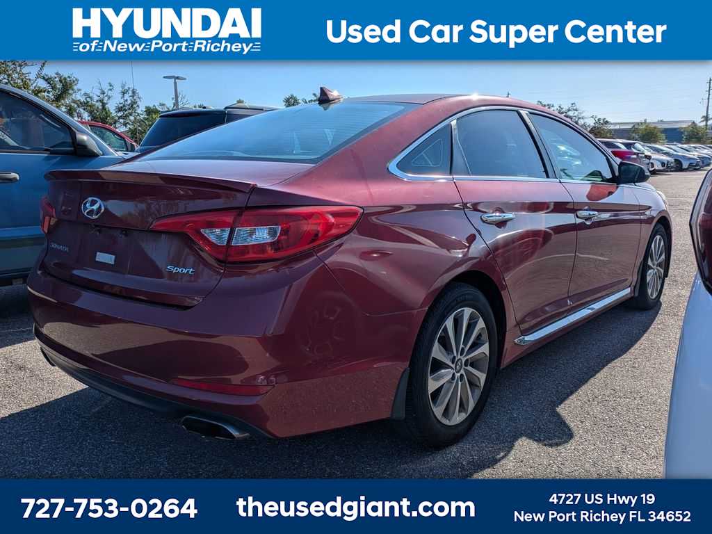 Thumbnail: 2015 Hyundai Sonata - 2