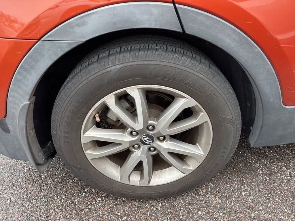 Thumbnail: 2014 Hyundai Santa Fe - 6