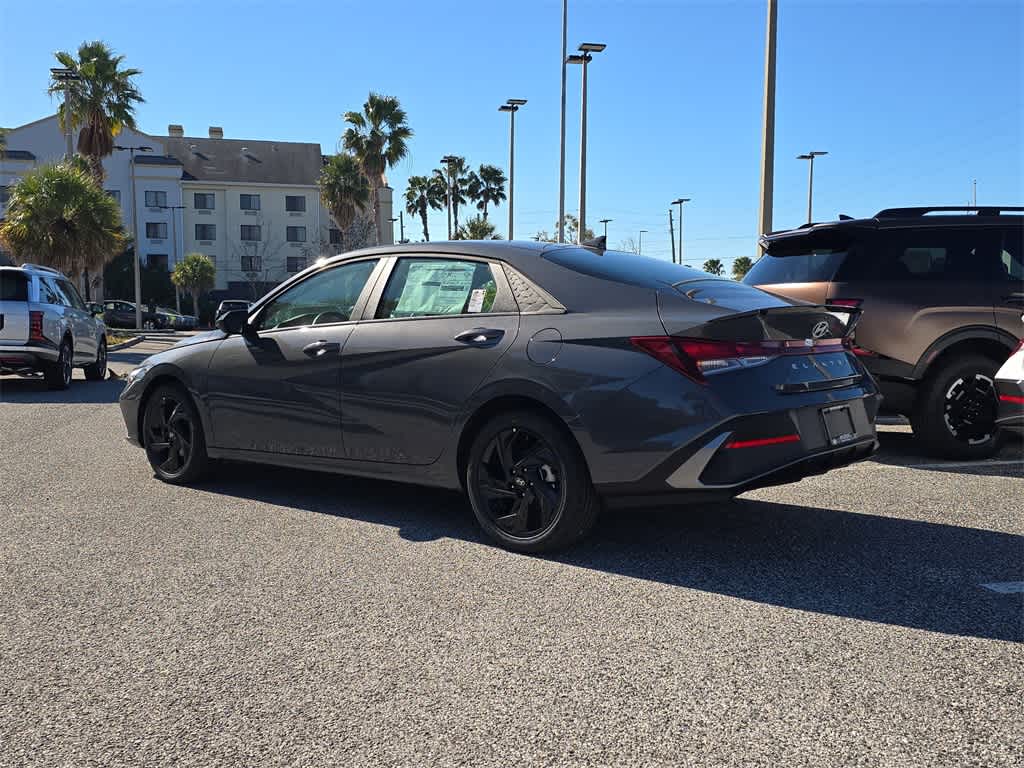 Thumbnail: 2026 Hyundai Elantra - 4