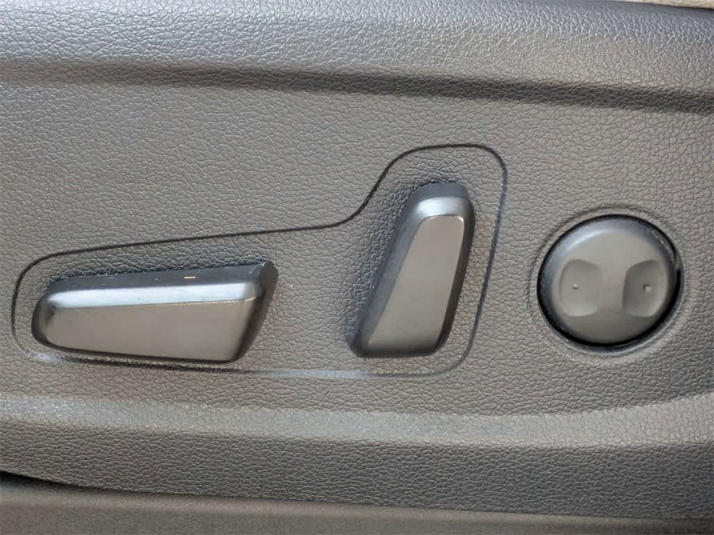 Thumbnail: 2020 Hyundai Palisade - 27