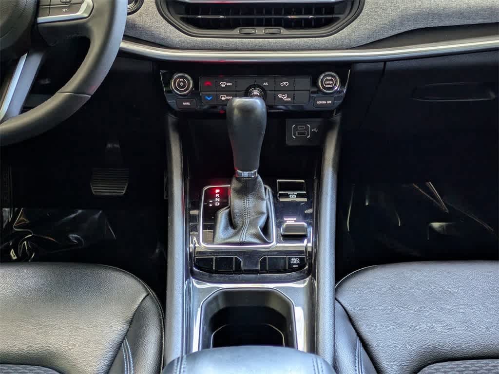 Thumbnail: 2023 Jeep Compass - 21