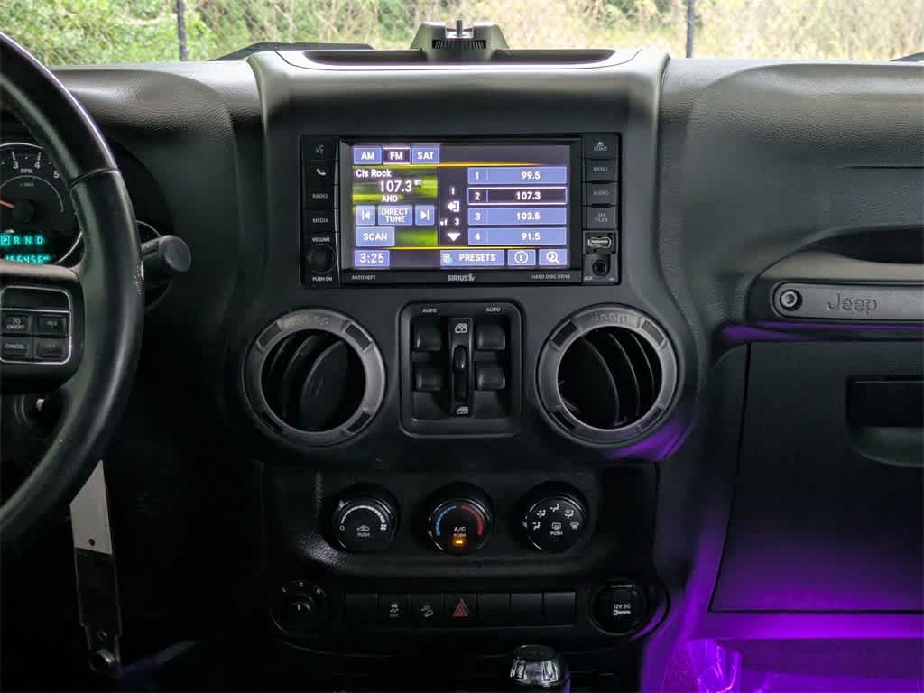 Thumbnail: 2017 Jeep Wrangler - 20