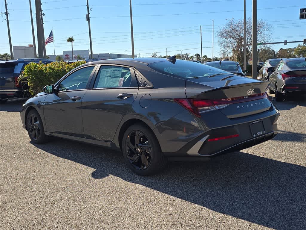 Thumbnail: 2026 Hyundai Elantra - 4