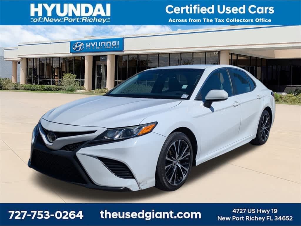 2018 Toyota Camry SE -
                  New Port Richey, FL