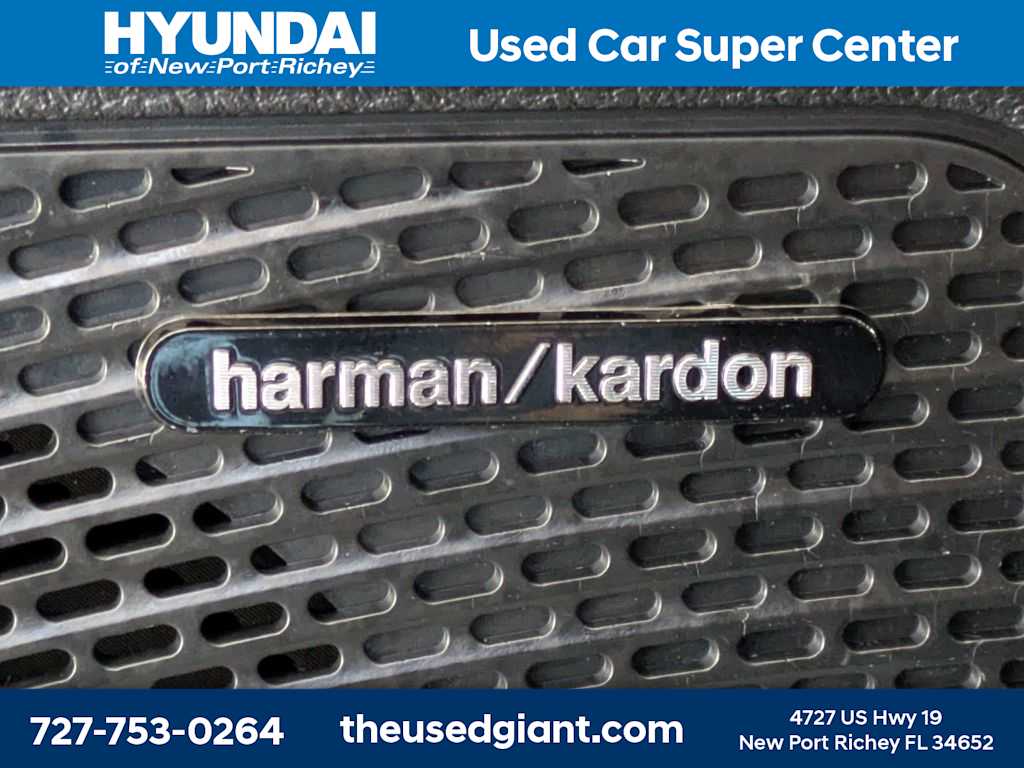 Thumbnail: 2022 Chrysler Pacifica - 48