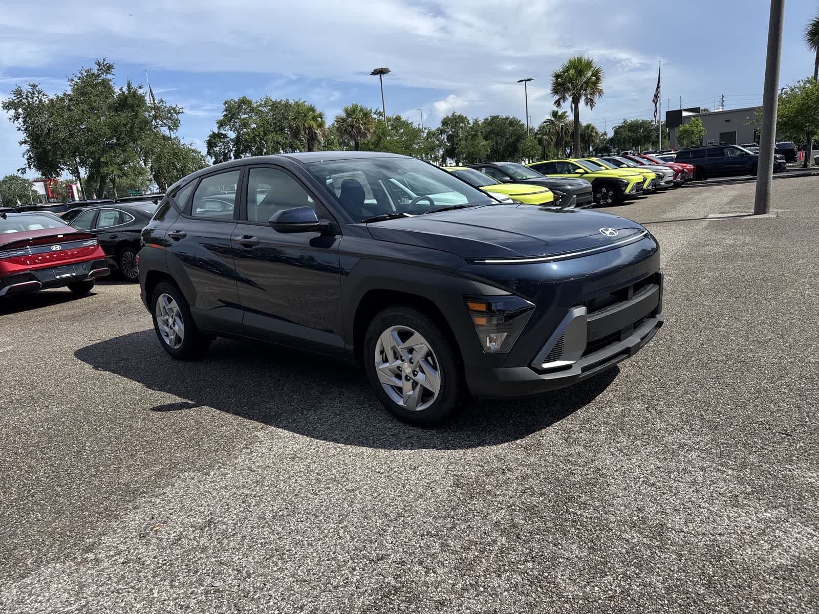 2025 Hyundai Kona SE 8