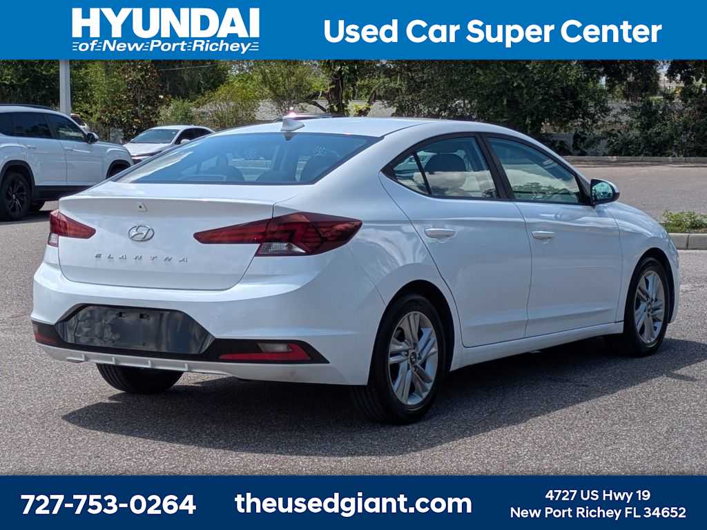 Thumbnail: 2020 Hyundai Elantra - 5