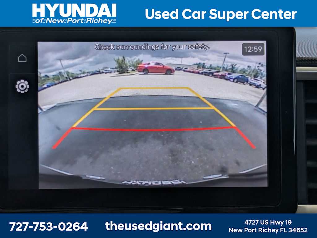 Thumbnail: 2023 Hyundai Venue - 20
