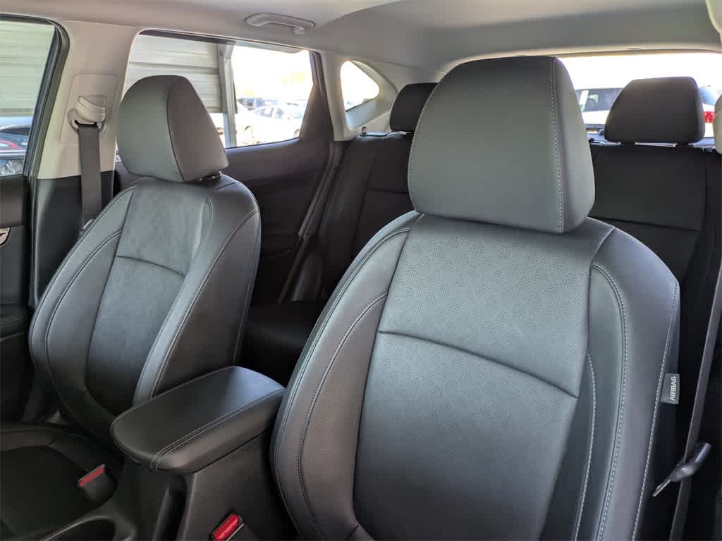 Thumbnail: 2023 Kia Seltos - 7