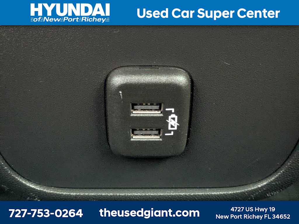 Thumbnail: 2021 Chevrolet Equinox - 18