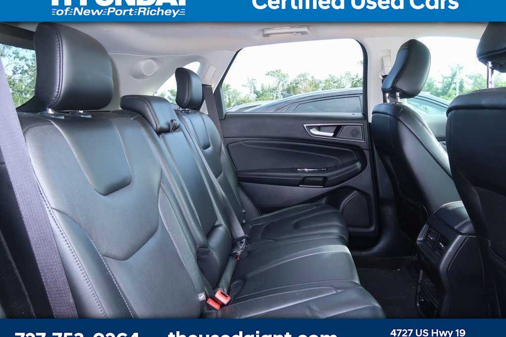 Thumbnail: 2020 Ford Edge - 10