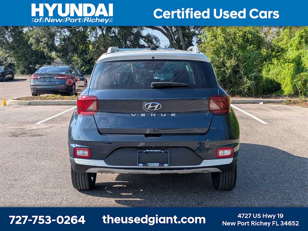 Thumbnail: 2021 Hyundai Venue - 4