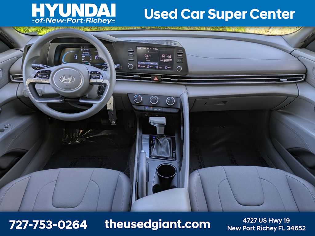 Thumbnail: 2025 Hyundai Elantra - 15