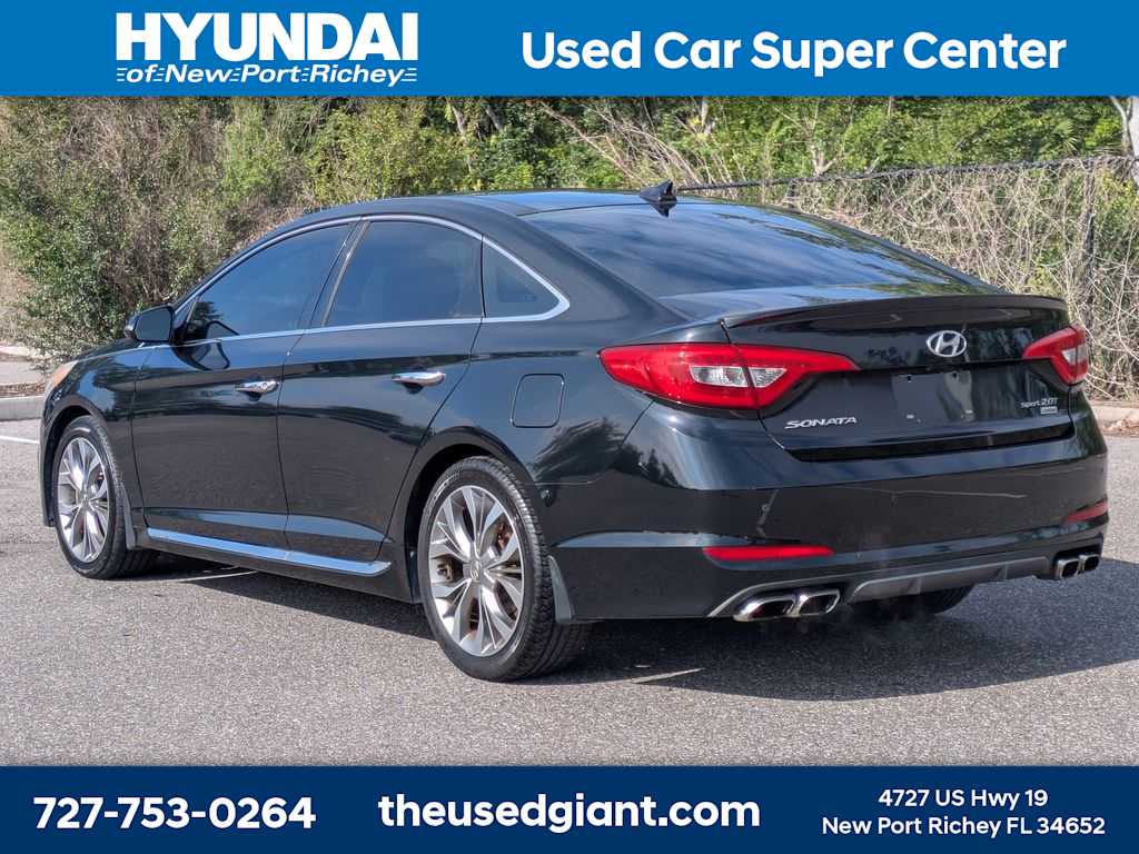 Thumbnail: 2015 Hyundai Sonata - 3
