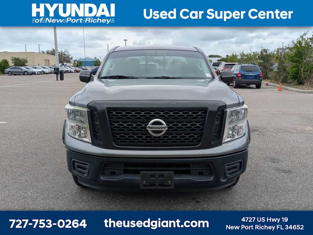 Thumbnail: 2018 Nissan Titan - 8