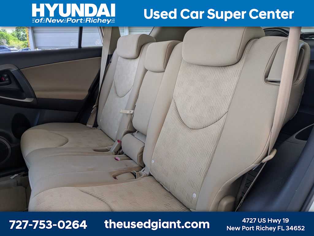 Thumbnail: 2010 Toyota RAV4 - 17