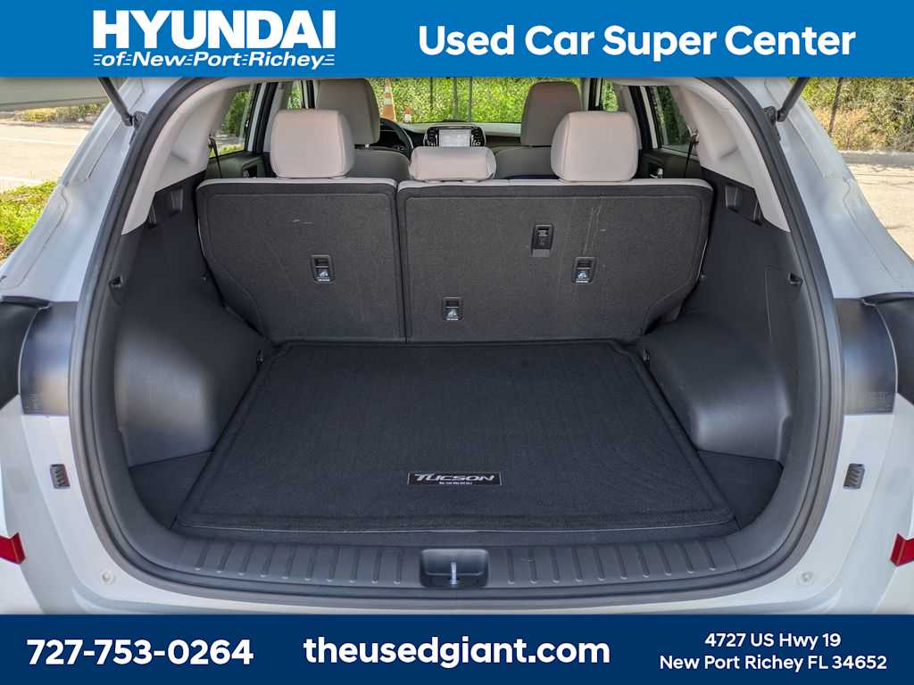 Thumbnail: 2019 Hyundai Tucson - 12