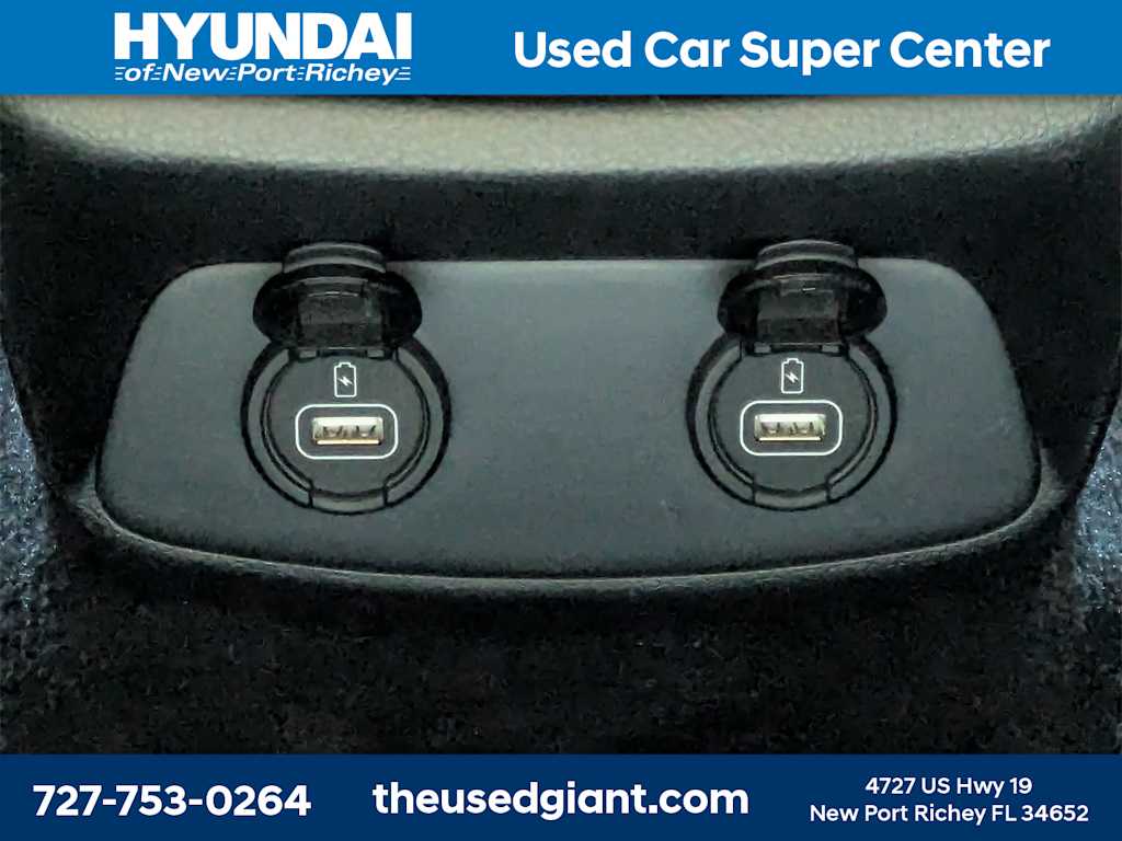 Thumbnail: 2020 Hyundai Santa Fe - 17