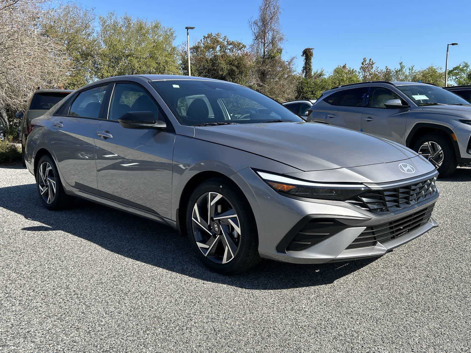 Thumbnail: 2025 Hyundai Elantra - 8