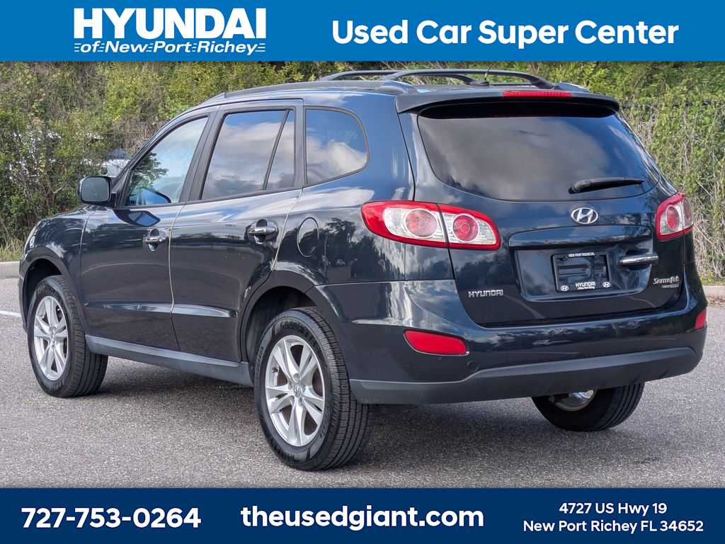 Thumbnail: 2010 Hyundai Santa Fe - 3
