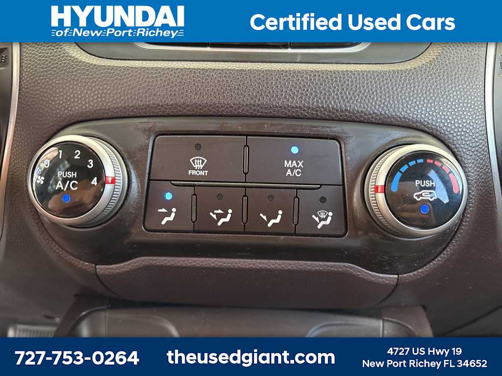 Thumbnail: 2012 Hyundai Tucson - 23
