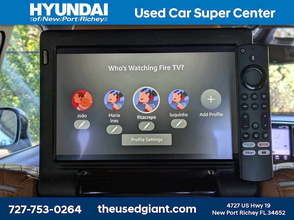 Thumbnail: 2022 Chrysler Pacifica - 24