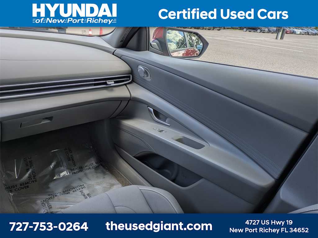 Thumbnail: 2024 Hyundai Elantra - 18