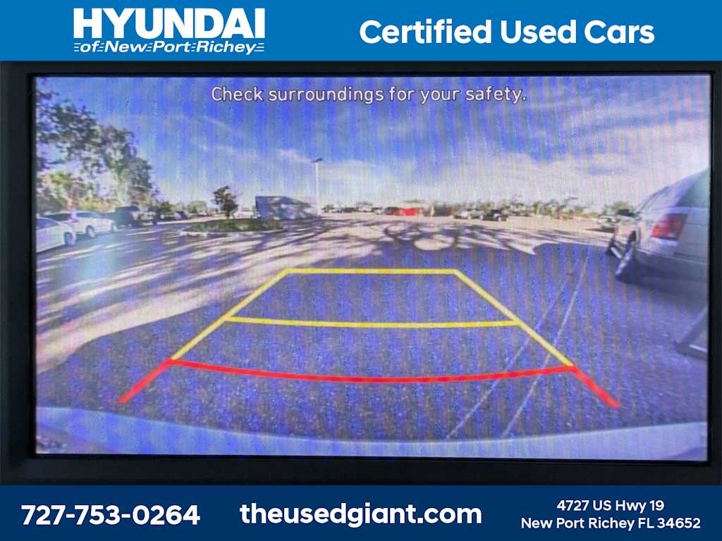 Thumbnail: 2021 Hyundai Elantra - 18