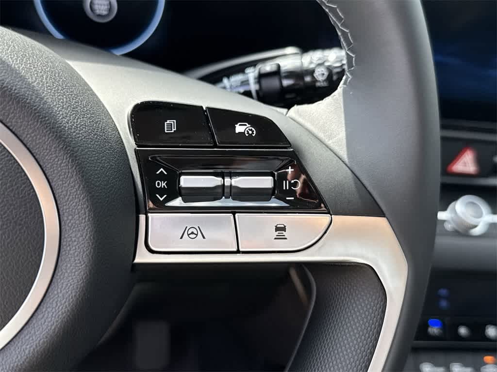 Thumbnail: 2025 Hyundai Elantra - 24