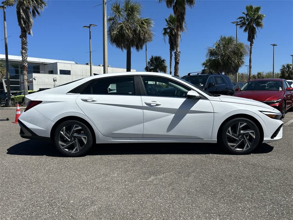 Thumbnail: 2025 Hyundai Elantra - 6