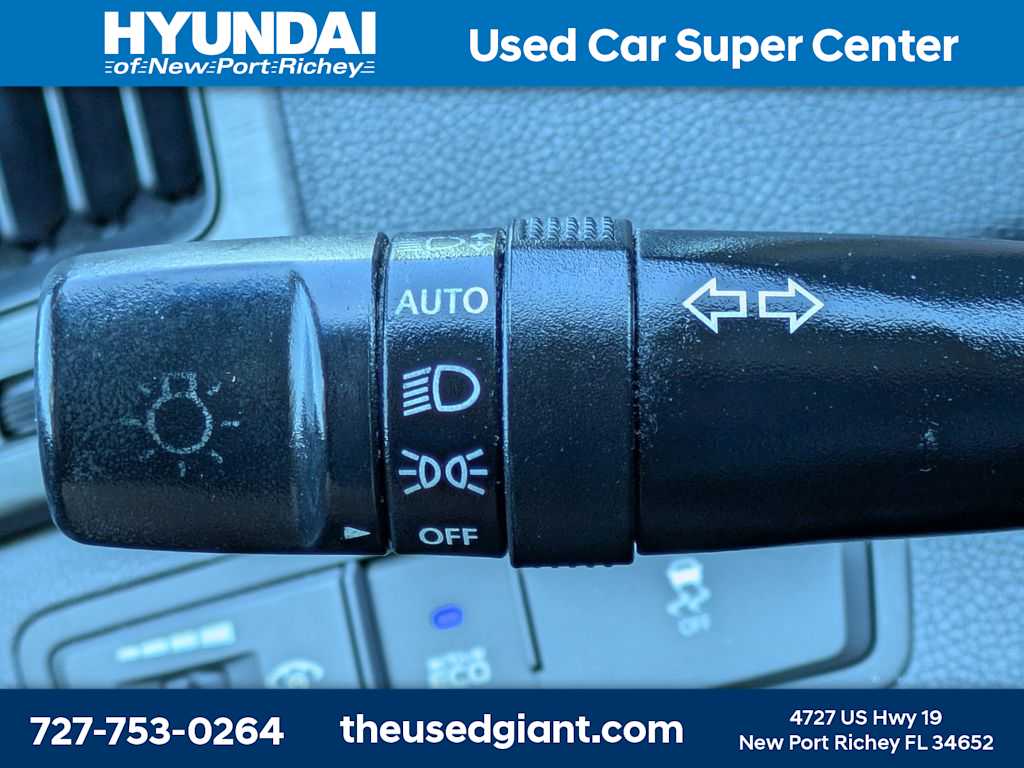 Thumbnail: 2012 Hyundai Sonata - 27