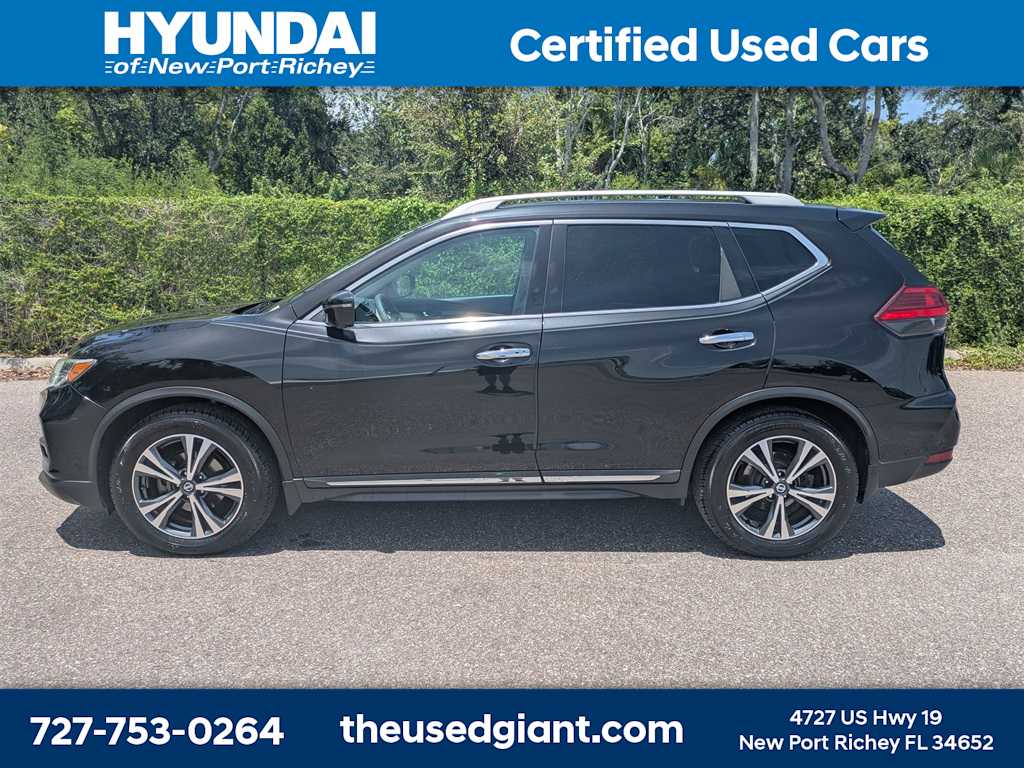 Thumbnail: 2017 Nissan Rogue - 2