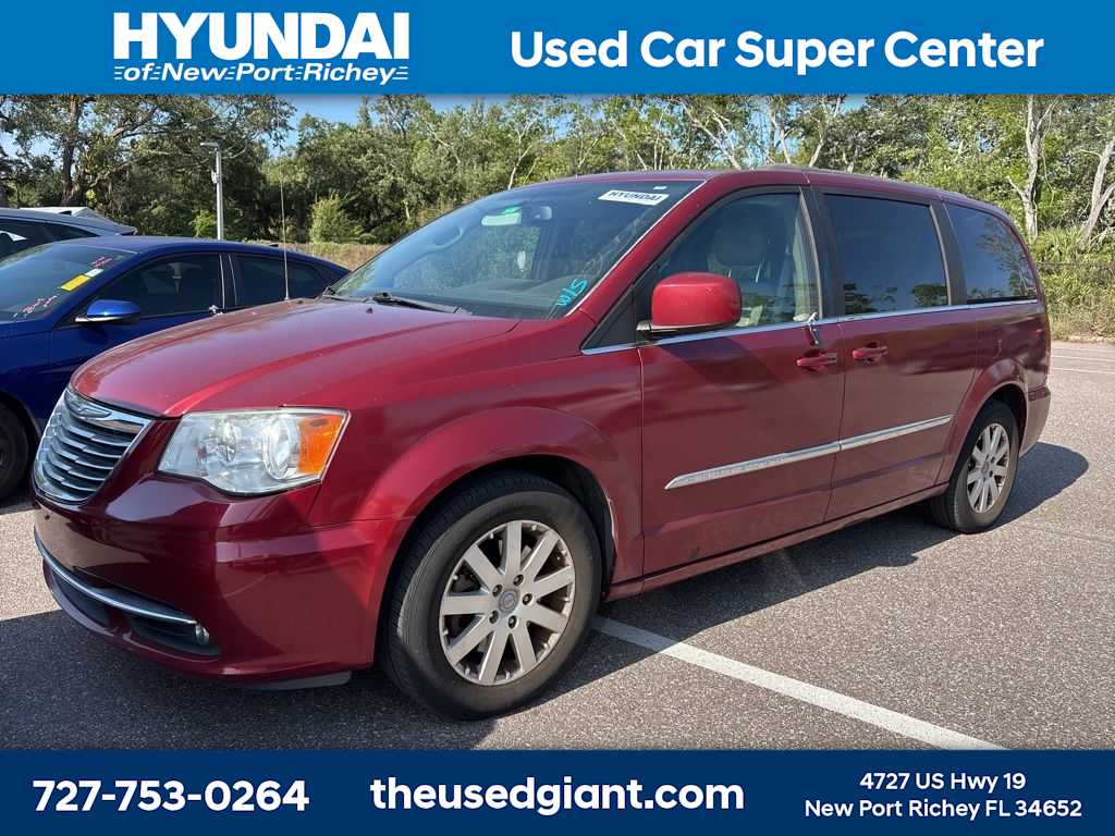 2015 Chrysler Town & Country Touring -
                  New Port Richey, FL