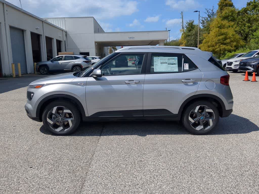 Thumbnail: 2026 Hyundai Venue - 3