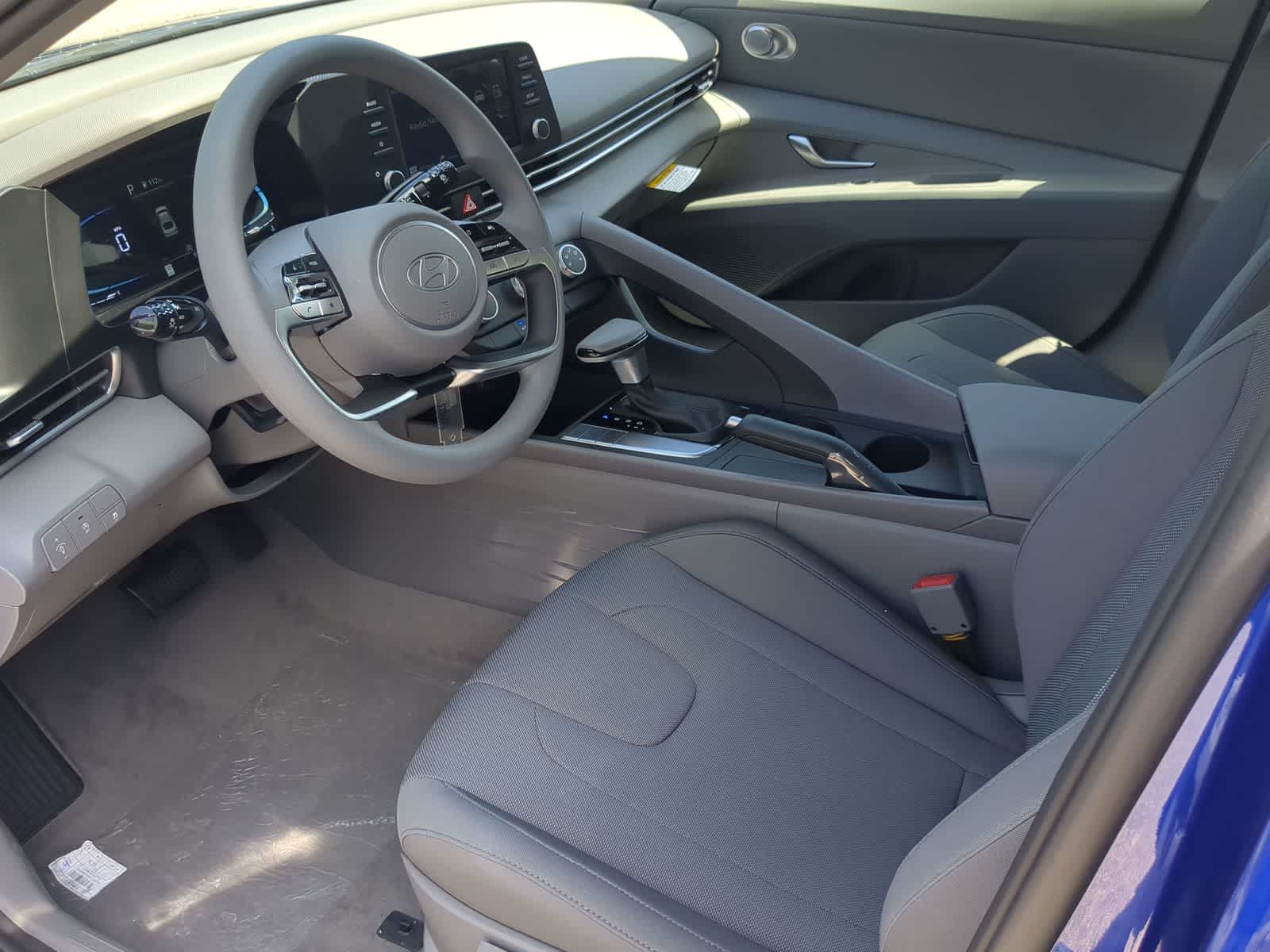 Thumbnail: 2025 Hyundai Elantra - 2