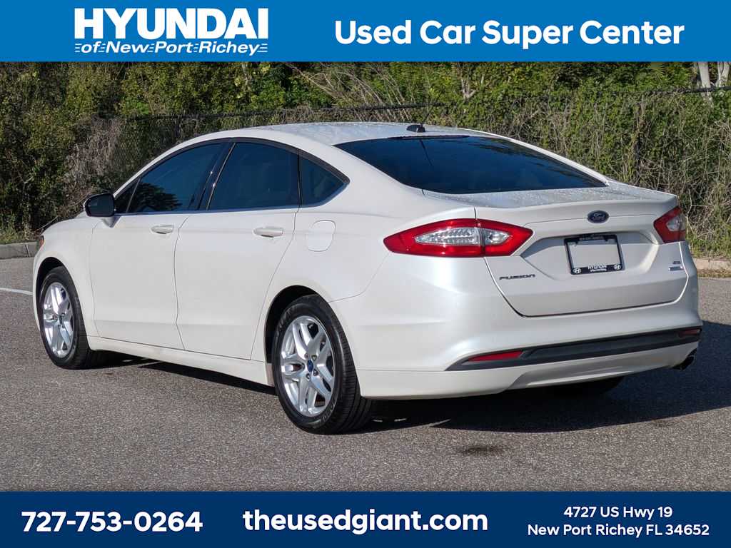 Thumbnail: 2014 Ford Fusion - 3